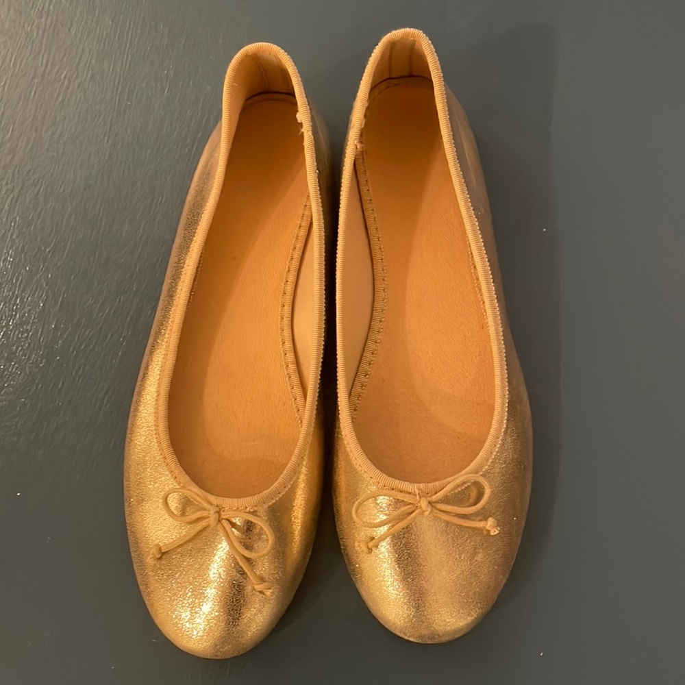 Women’s shoes - never worn